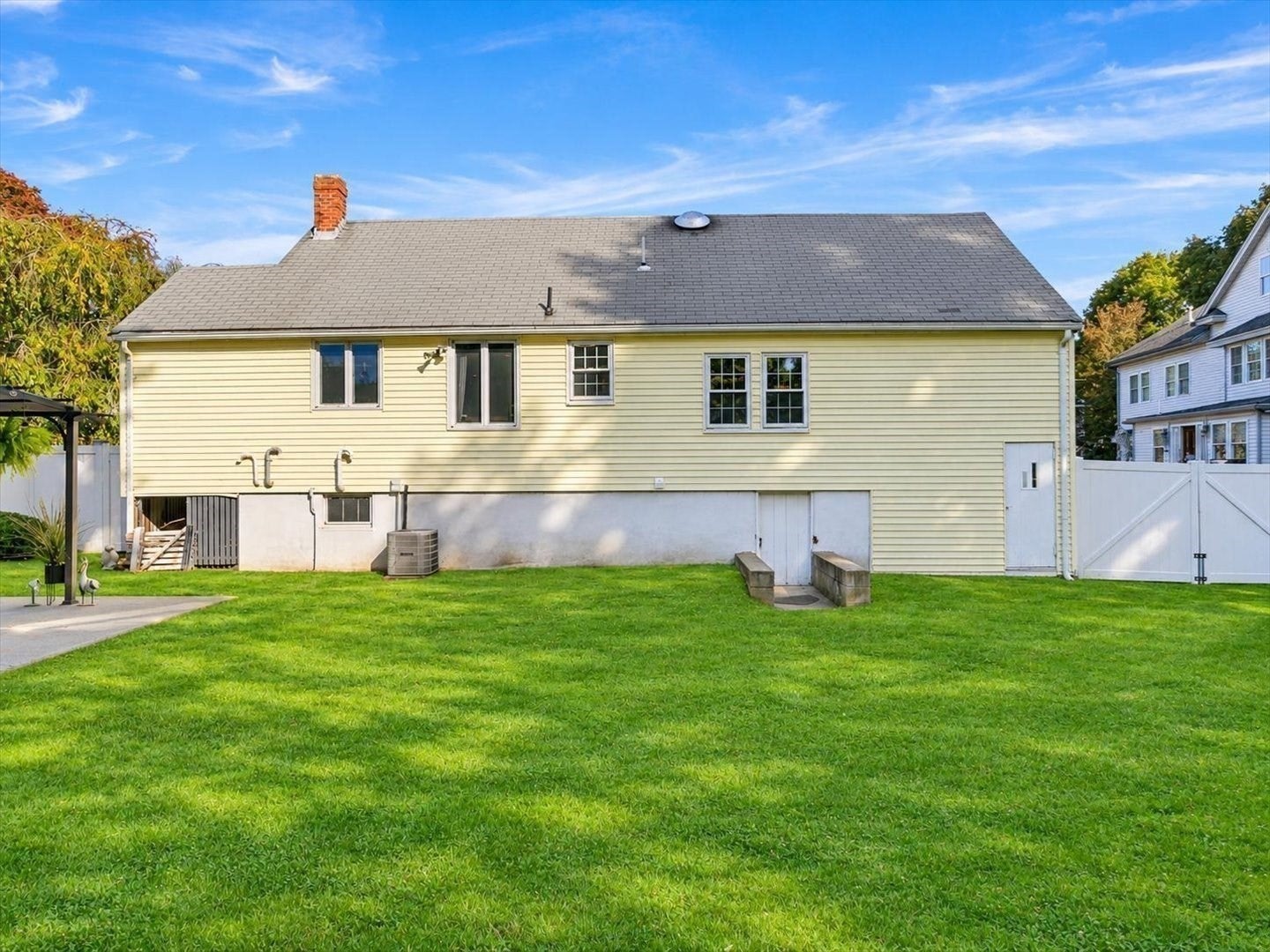 17 Hood Road, Danvers, MA, 17 Hood Road, Danvers, MA Photo #4