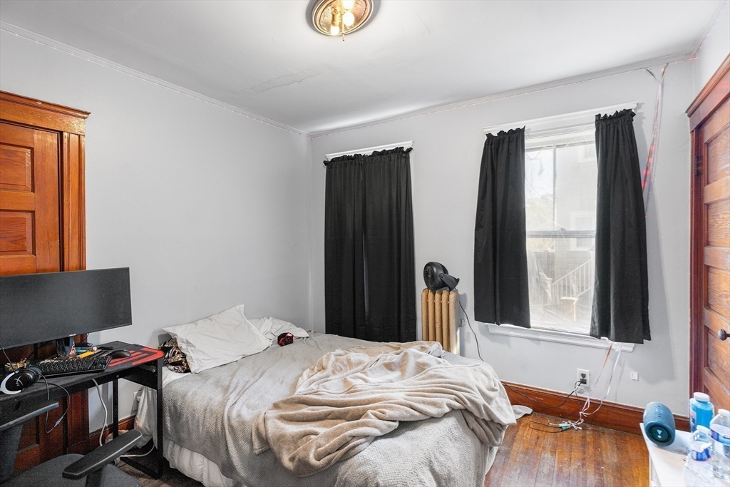 38 Pembroke St, Medford, MA Photo #30