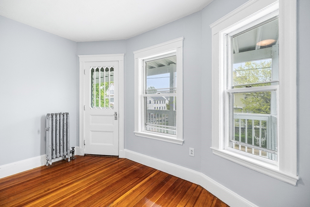 38 Pembroke St, Medford, MA Photo #12