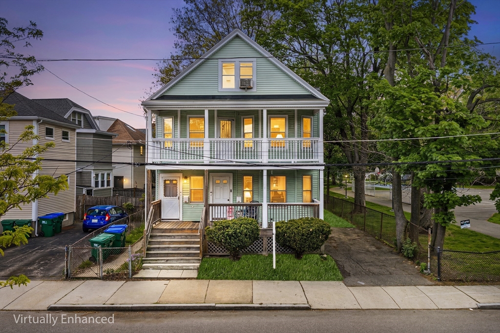 Photo of 38 Pembroke St, Medford, MA