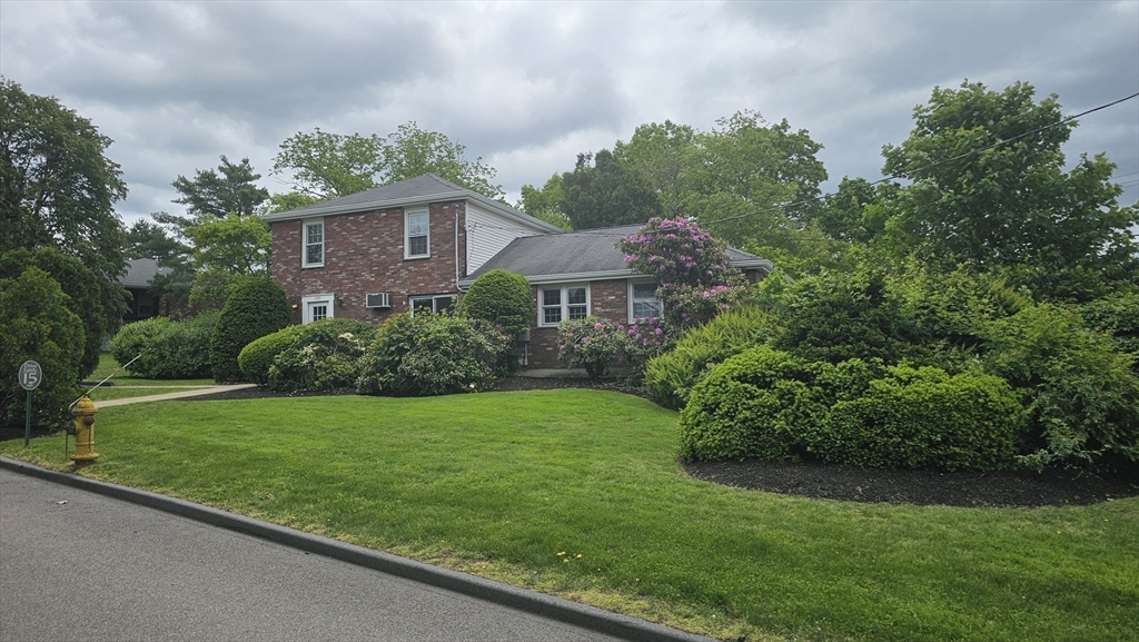 1050 Main Street 1B