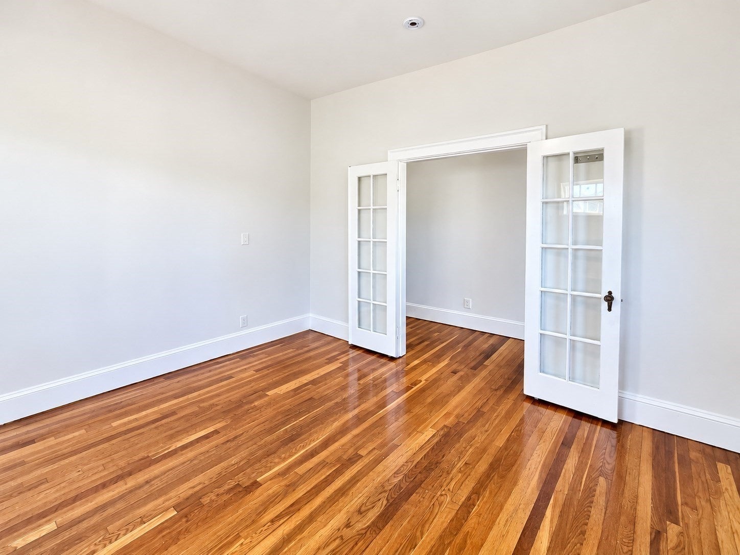 14 Harding Ave, Everett, MA Photo #17