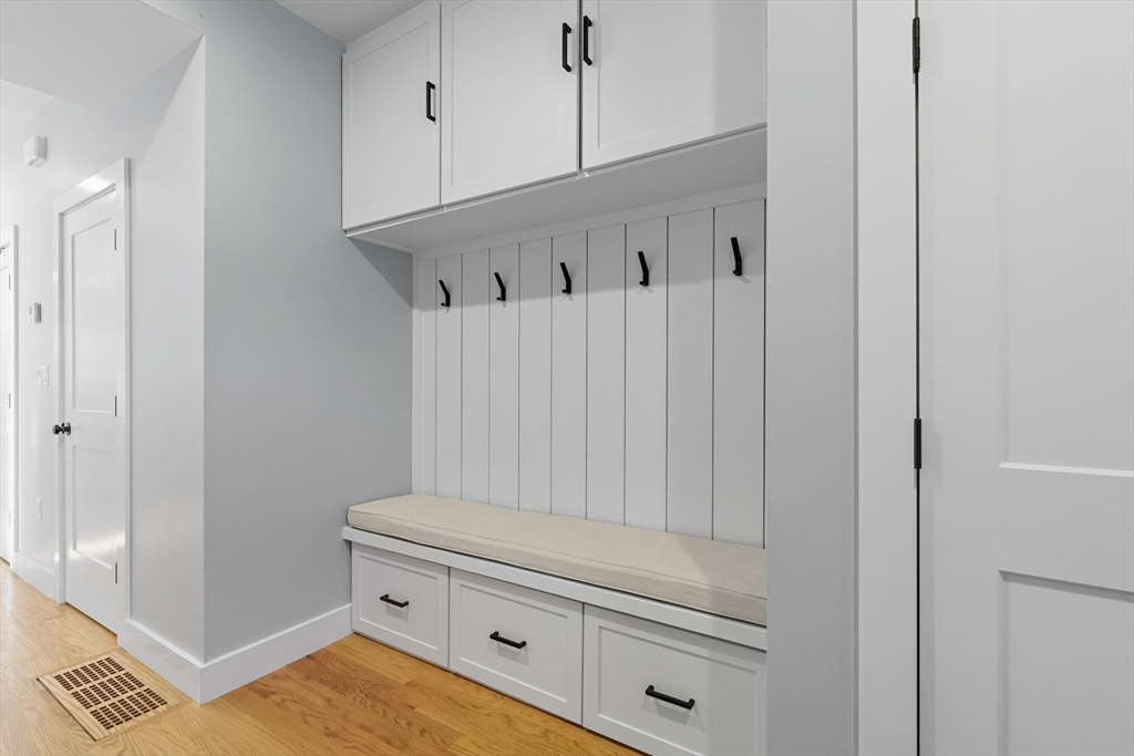 189 Linwood Avenue #1, Newton, MA Photo #8