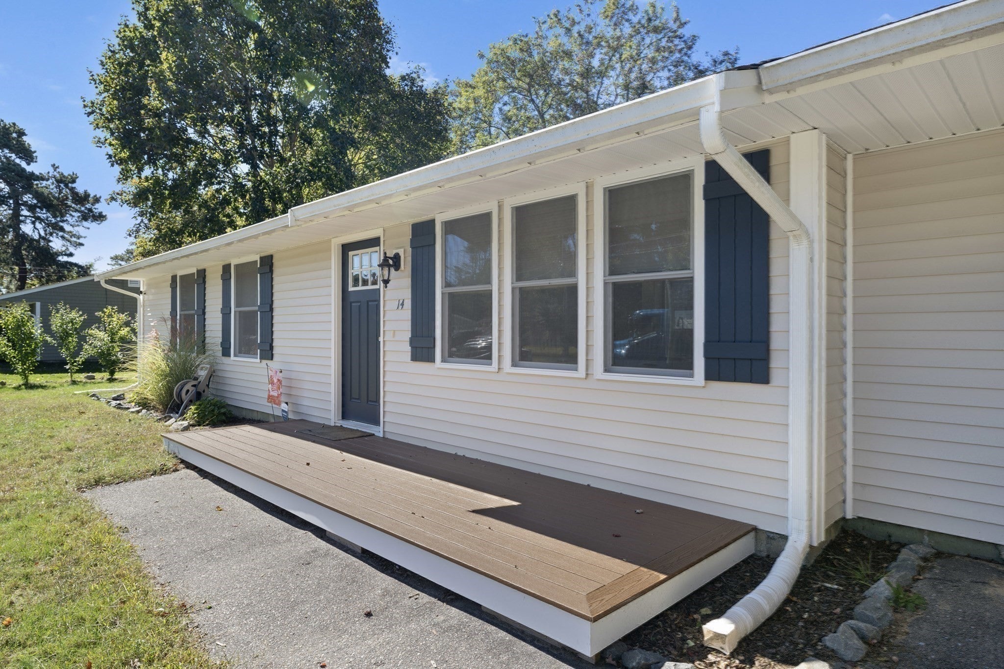 14 Dennis Ln, Wareham, MA Photo #28