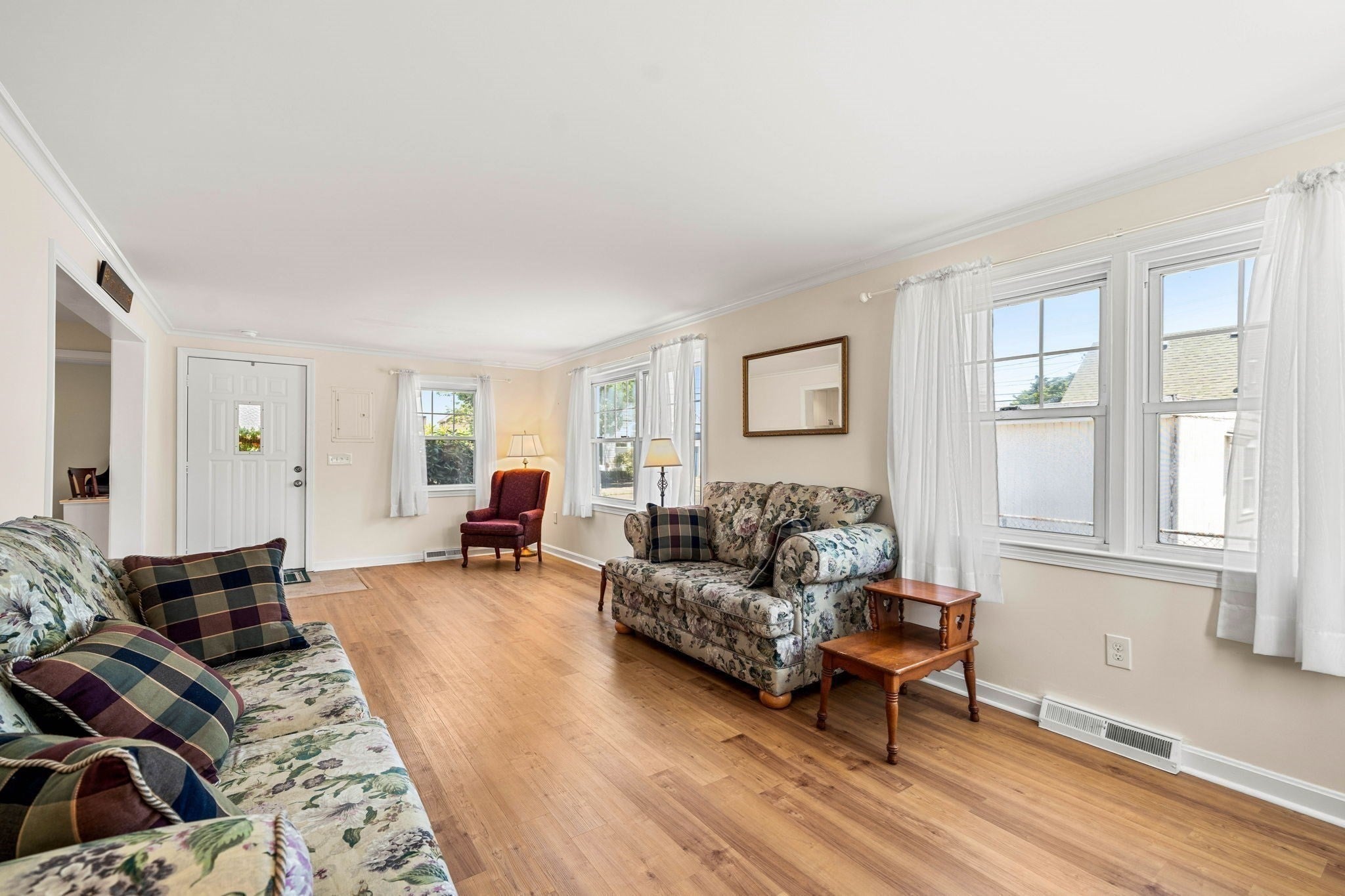 1 Lewis Ave, Salisbury, MA Photo #7