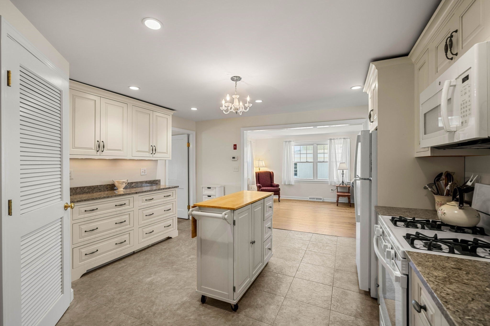 1 Lewis Ave, Salisbury, MA Photo #17