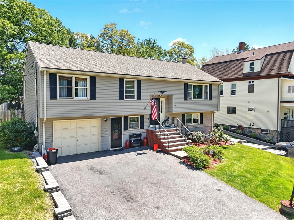 81 Crosstown Ave