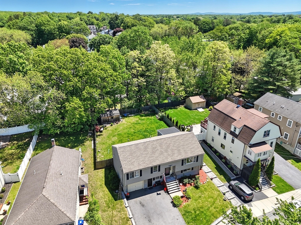 81 Crosstown Ave