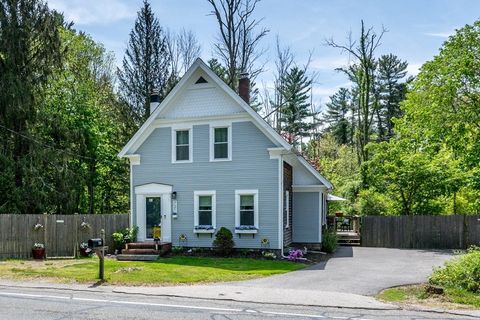 731 Whitman Street Hanson MA 02341