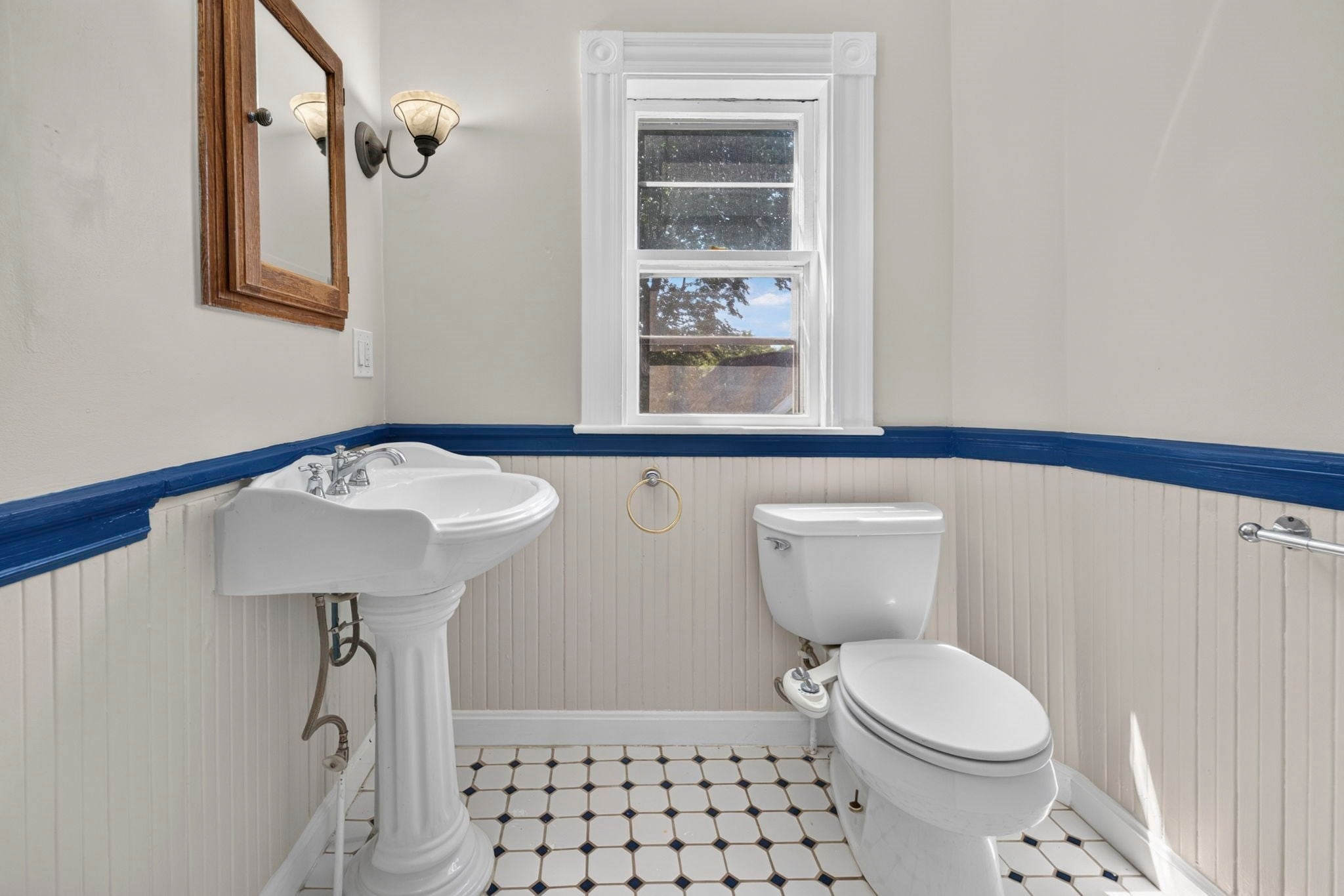 22 Berkeley St #A, Reading, MA, 22 Berkeley St #A, Reading, MA Photo #28