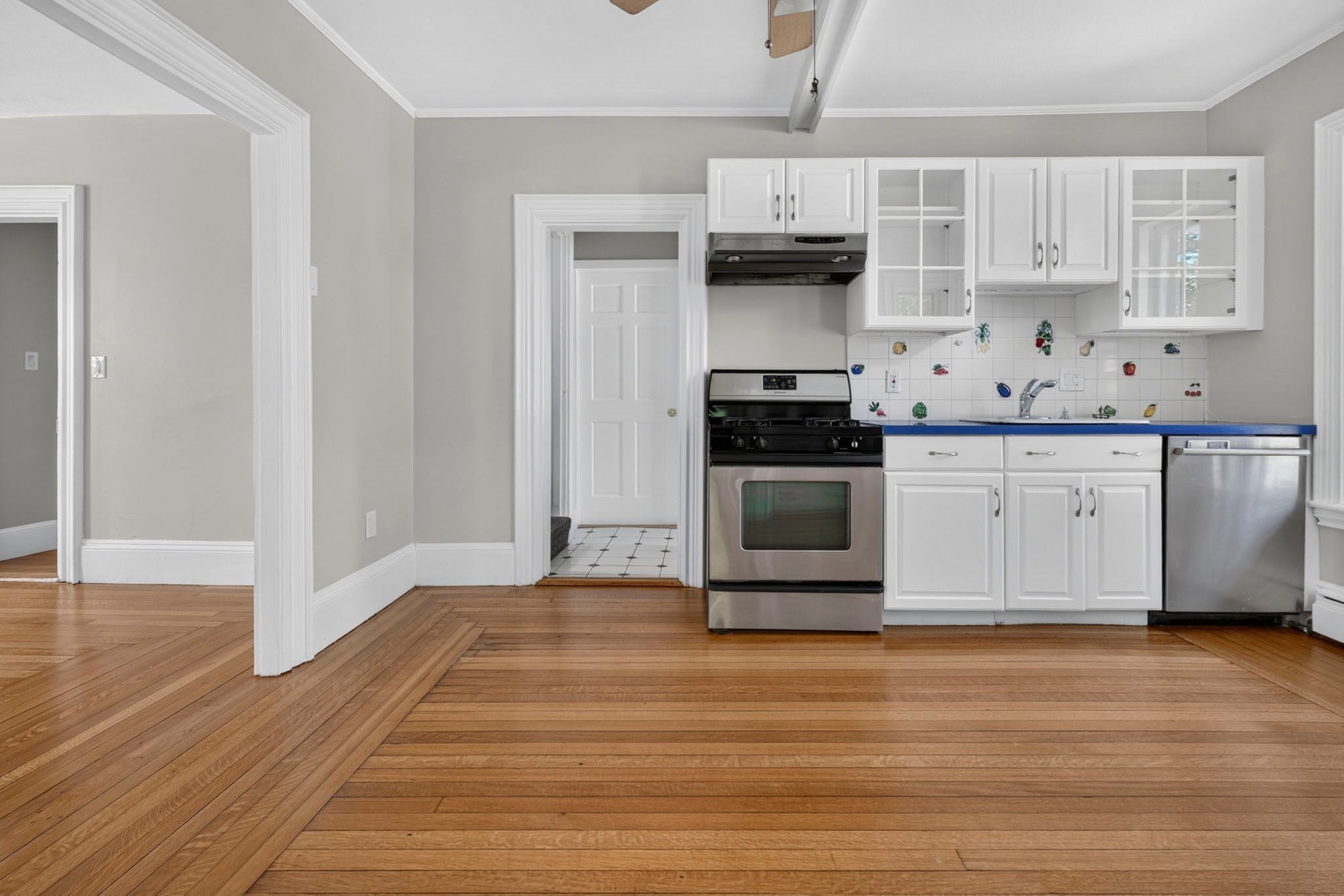 22 Berkeley St #A, Reading, MA, 22 Berkeley St #A, Reading, MA Photo #11