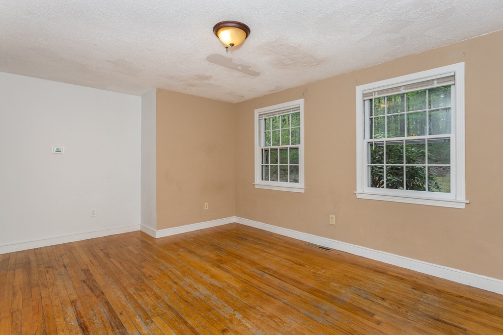 250 Prospect St, Franklin, MA Photo #11