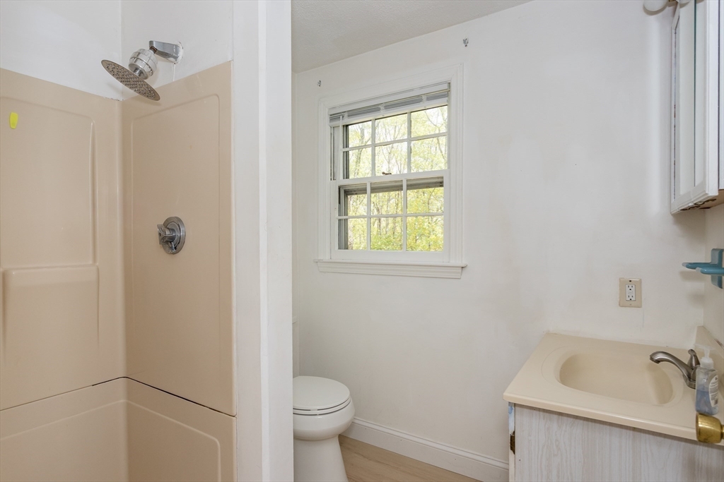 250 Prospect St, Franklin, MA Photo #22