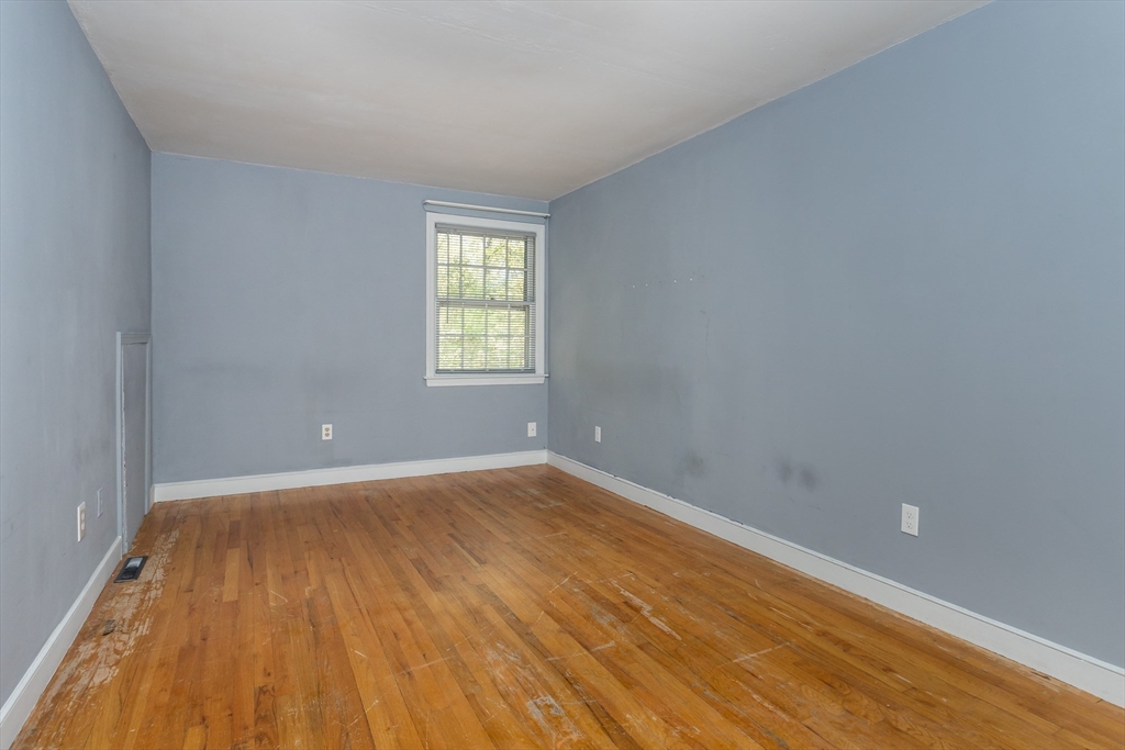 250 Prospect St, Franklin, MA Photo #14