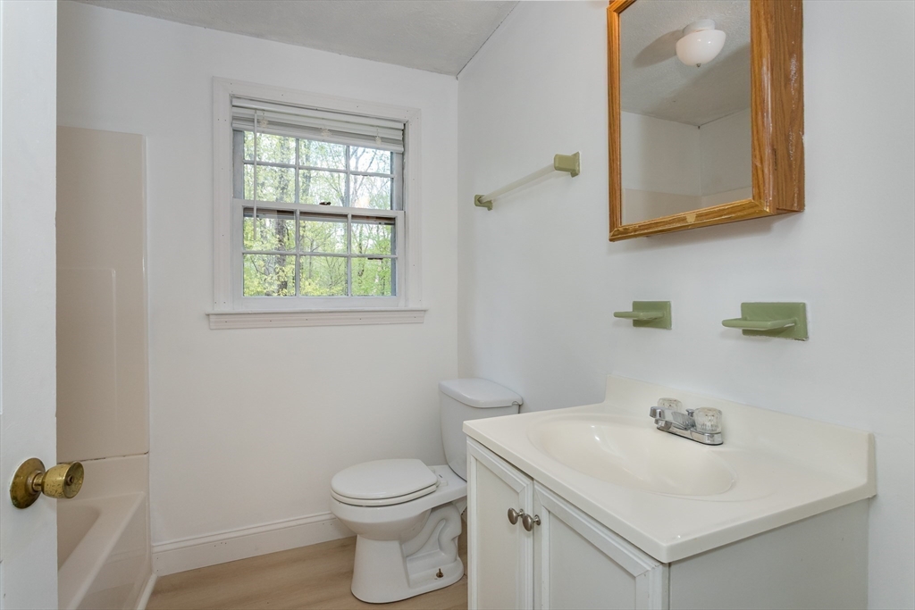 250 Prospect St, Franklin, MA Photo #19