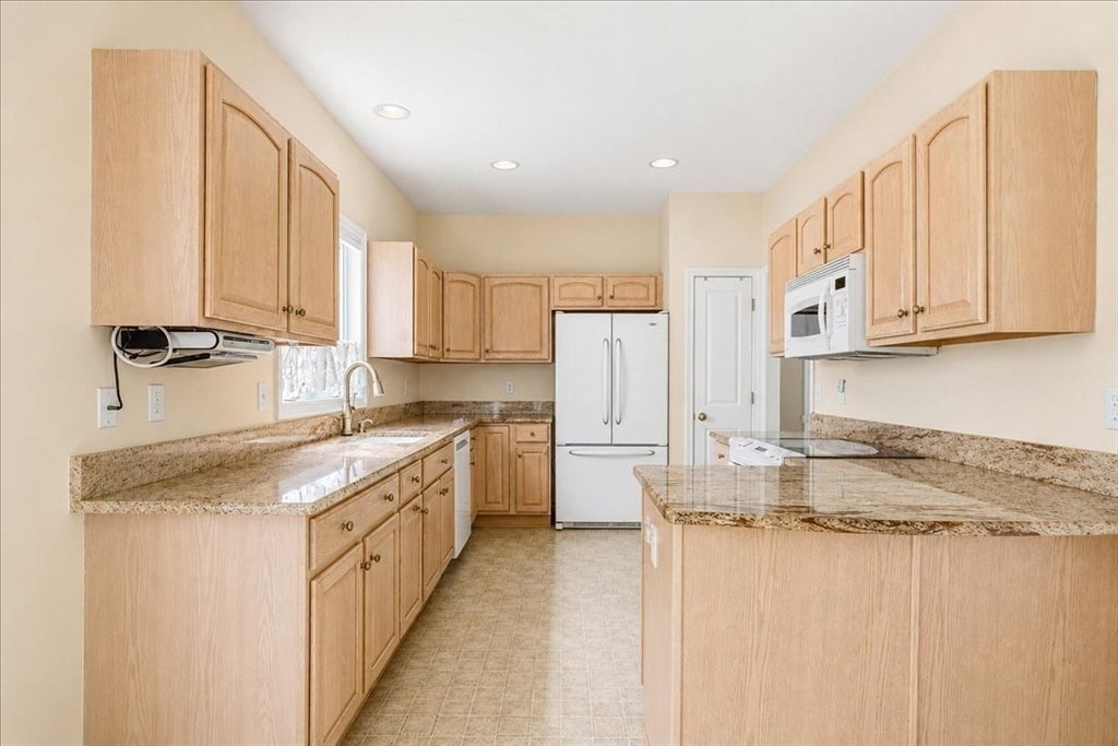 6 Champlain Circle, Plymouth, MA, 6 Champlain Circle, Plymouth, MA Photo #18