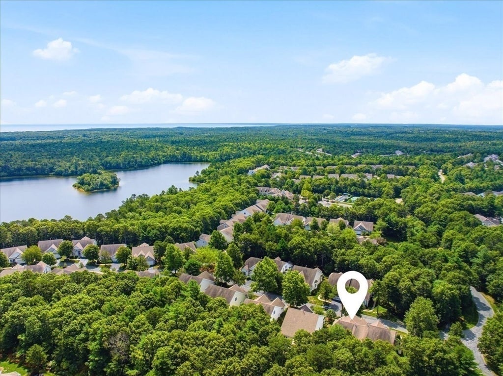 6 Champlain Circle