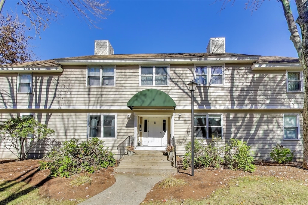 425 Main St #11B, Hudson, MA Photo #1