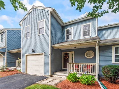 Photo of 92 Colonial Dr #92, Sturbridge, MA 01566 (MLS # 73576166)