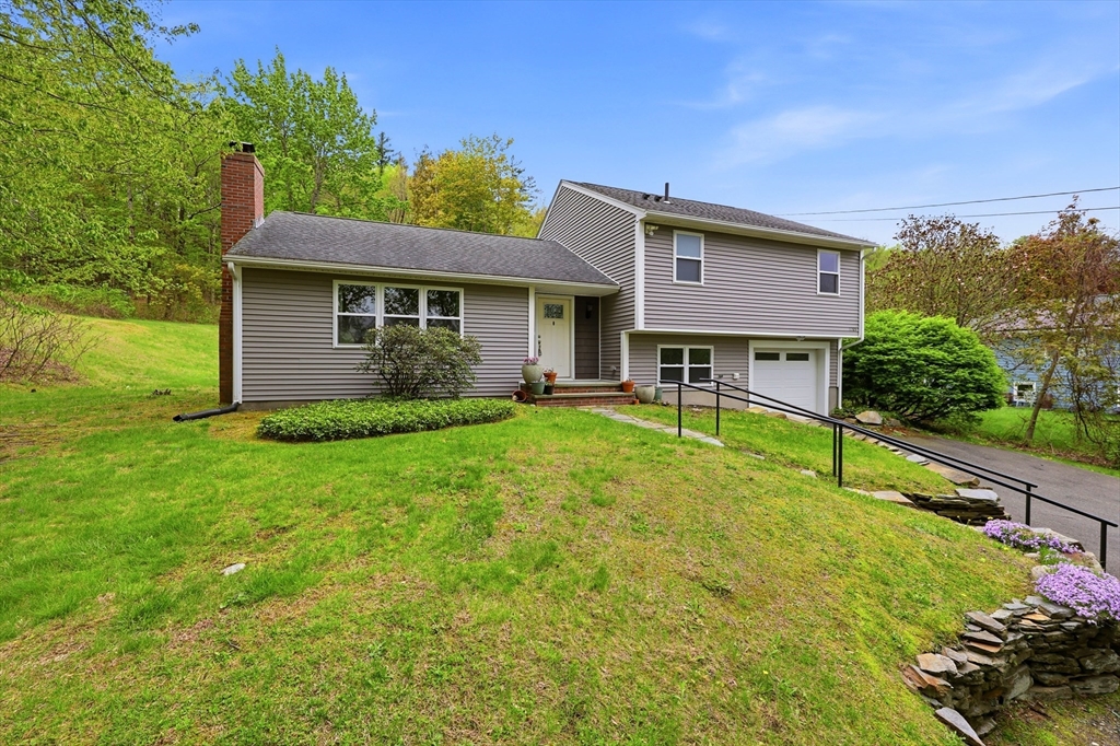 1185 Bay Road