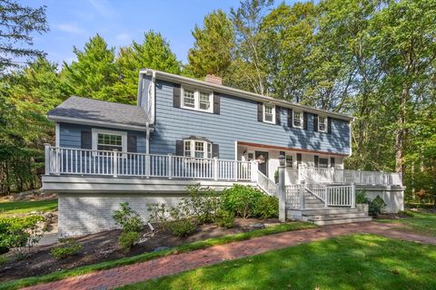 25 Cedar Hill Rd Dover MA 02030