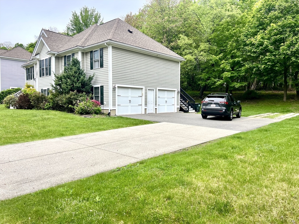 7 Fairway Dr