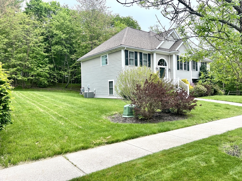 7 Fairway Dr