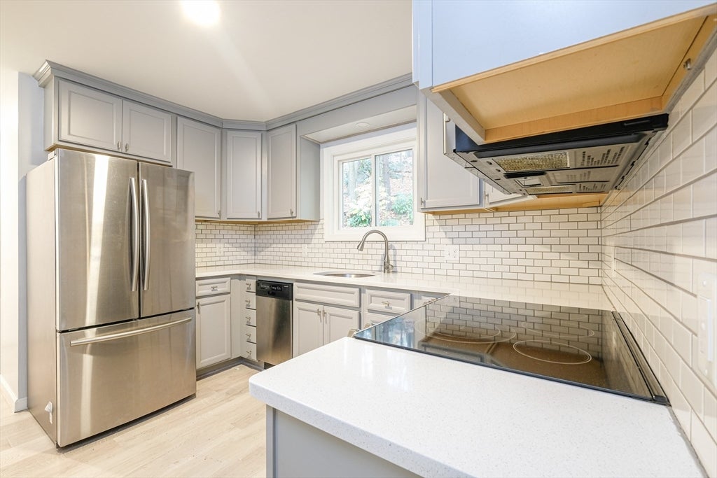 33 Pearl St, Palmer, MA, 33 Pearl St, Palmer, MA Photo #2