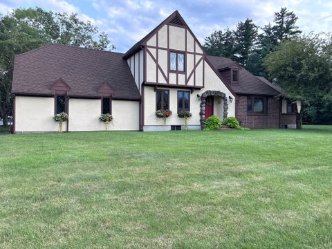 Photo of 6 Old Homestead Road, Methuen, MA 01844 (MLS # 73579887)