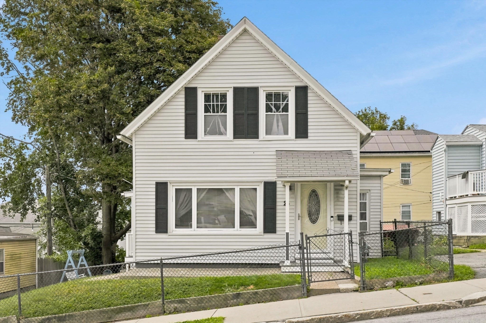 Photo of 25 Orient St, Worcester, MA