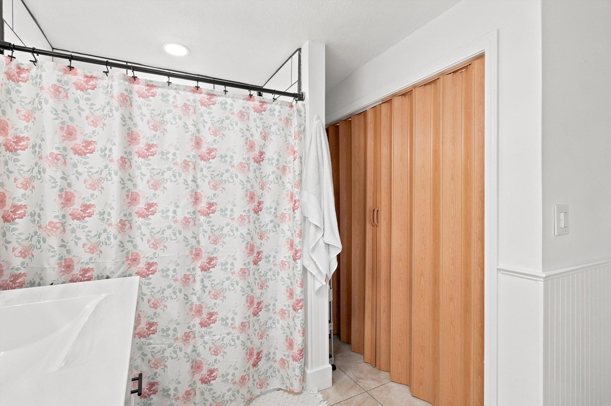 25 Orient St, Worcester, MA Photo #24