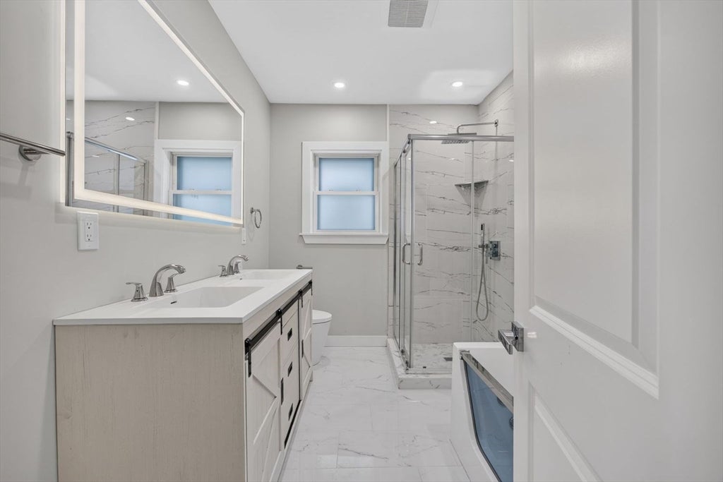 31 Wordsworth St, Boston, MA, 31 Wordsworth St, Boston, MA Photo #21