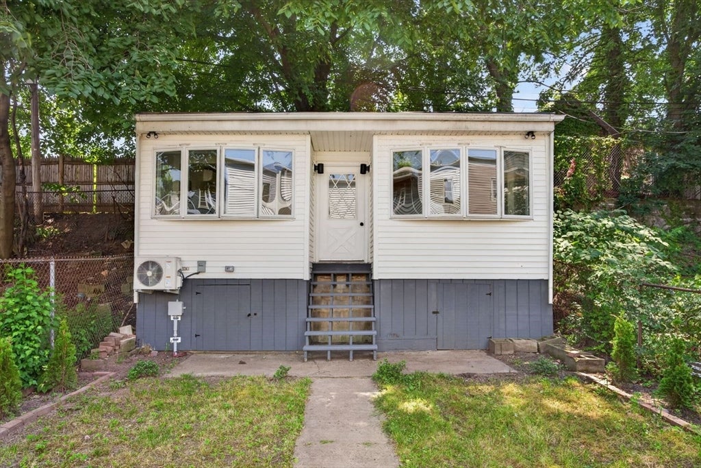 31 Wordsworth St, Boston, MA, 31 Wordsworth St, Boston, MA Photo #23