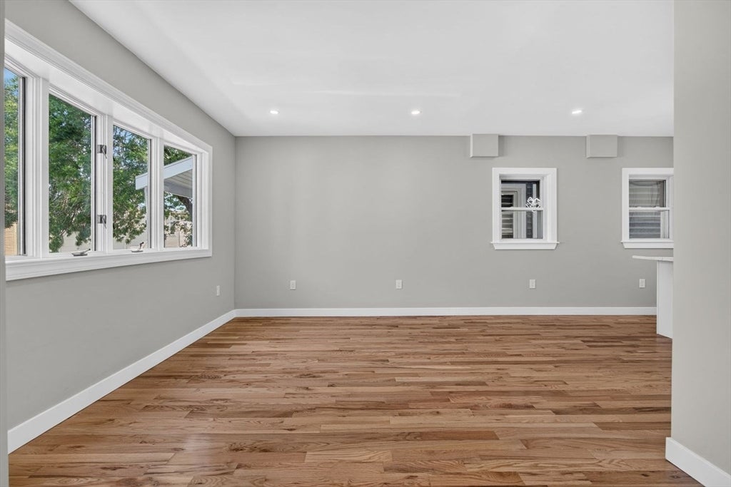 31 Wordsworth St, Boston, MA, 31 Wordsworth St, Boston, MA Photo #8