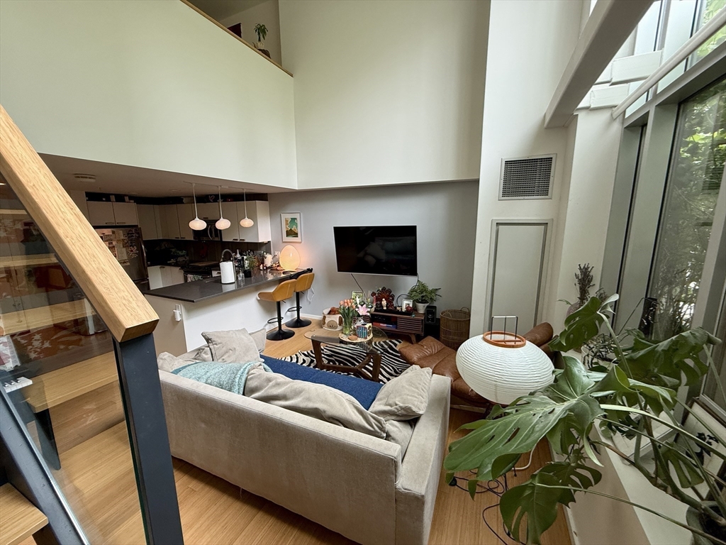 1 Earhart Street #101, Cambridge, MA, 1 Earhart Street #101, Cambridge, MA Photo #12
