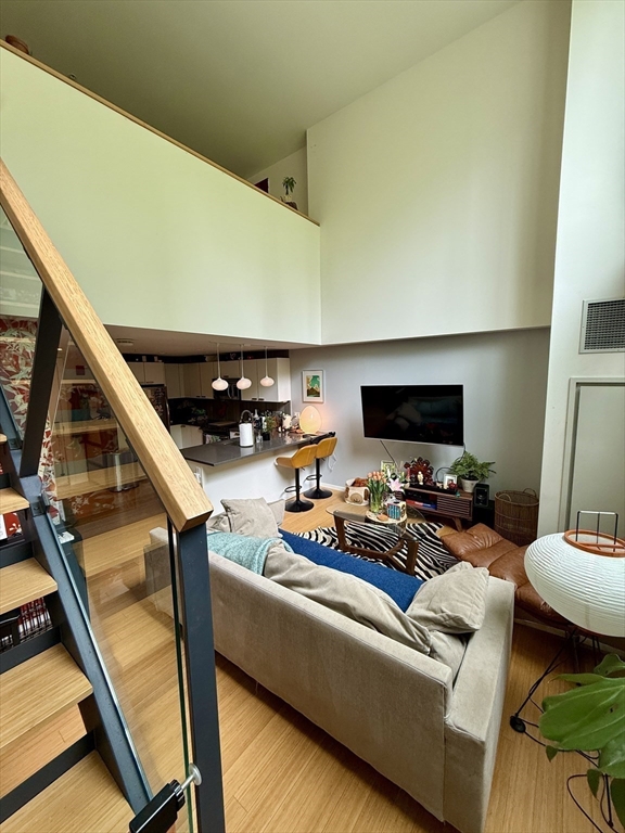 1 Earhart Street #101, Cambridge, MA, 1 Earhart Street #101, Cambridge, MA Photo #11