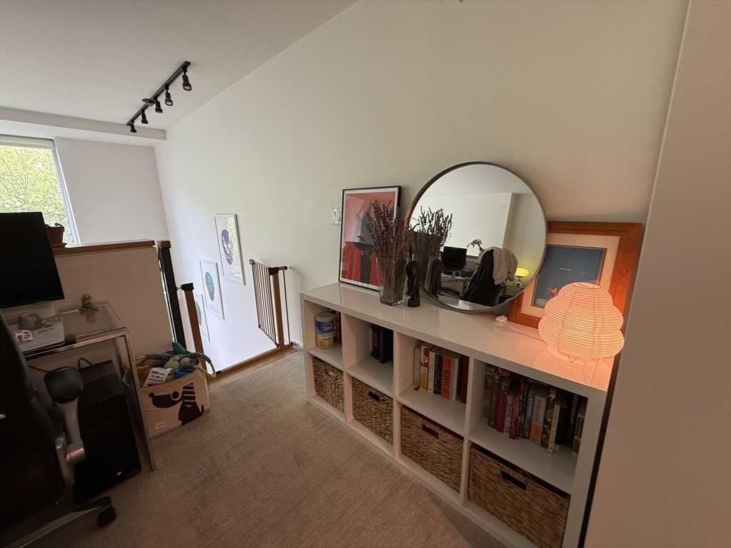 1 Earhart Street #101, Cambridge, MA, 1 Earhart Street #101, Cambridge, MA Photo #16