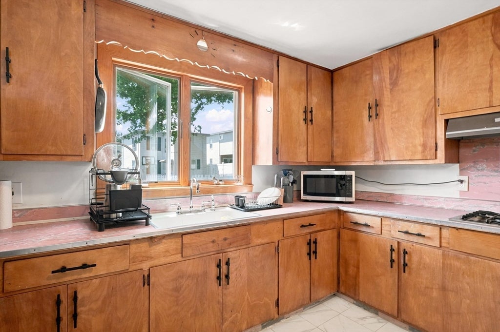32 Villa Ave, Everett, MA, 32 Villa Ave, Everett, MA Photo #16