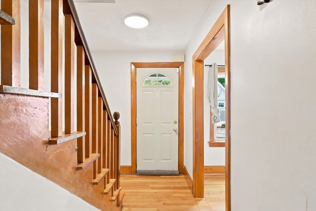 32 Villa Ave
