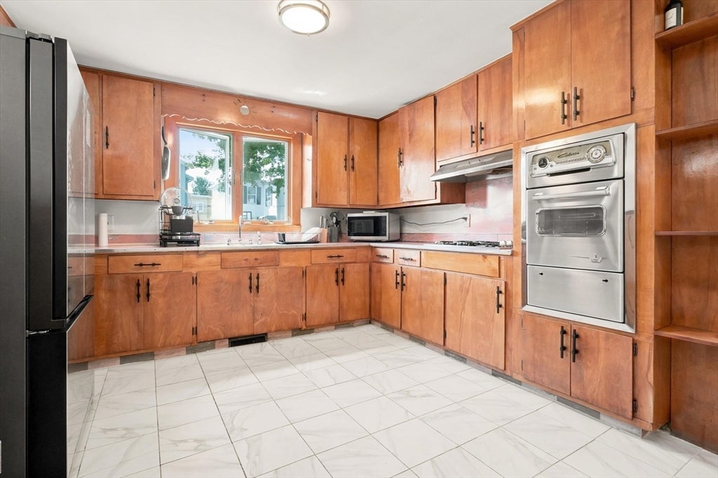 32 Villa Ave, Everett, MA, 32 Villa Ave, Everett, MA Photo #13