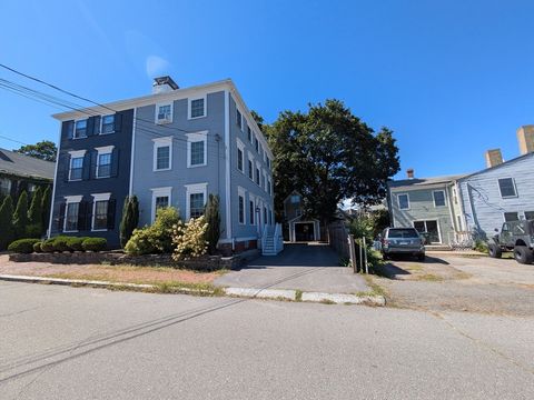 2 Court St 4 Newburyport MA 01950