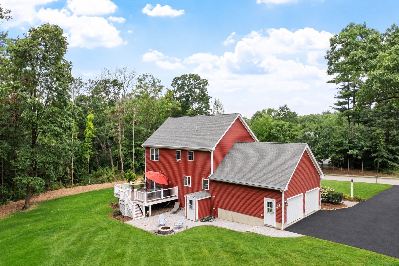107 Summit Dr, East Bridgewater, MA, 107 Summit Dr, East Bridgewater, MA Photo #3