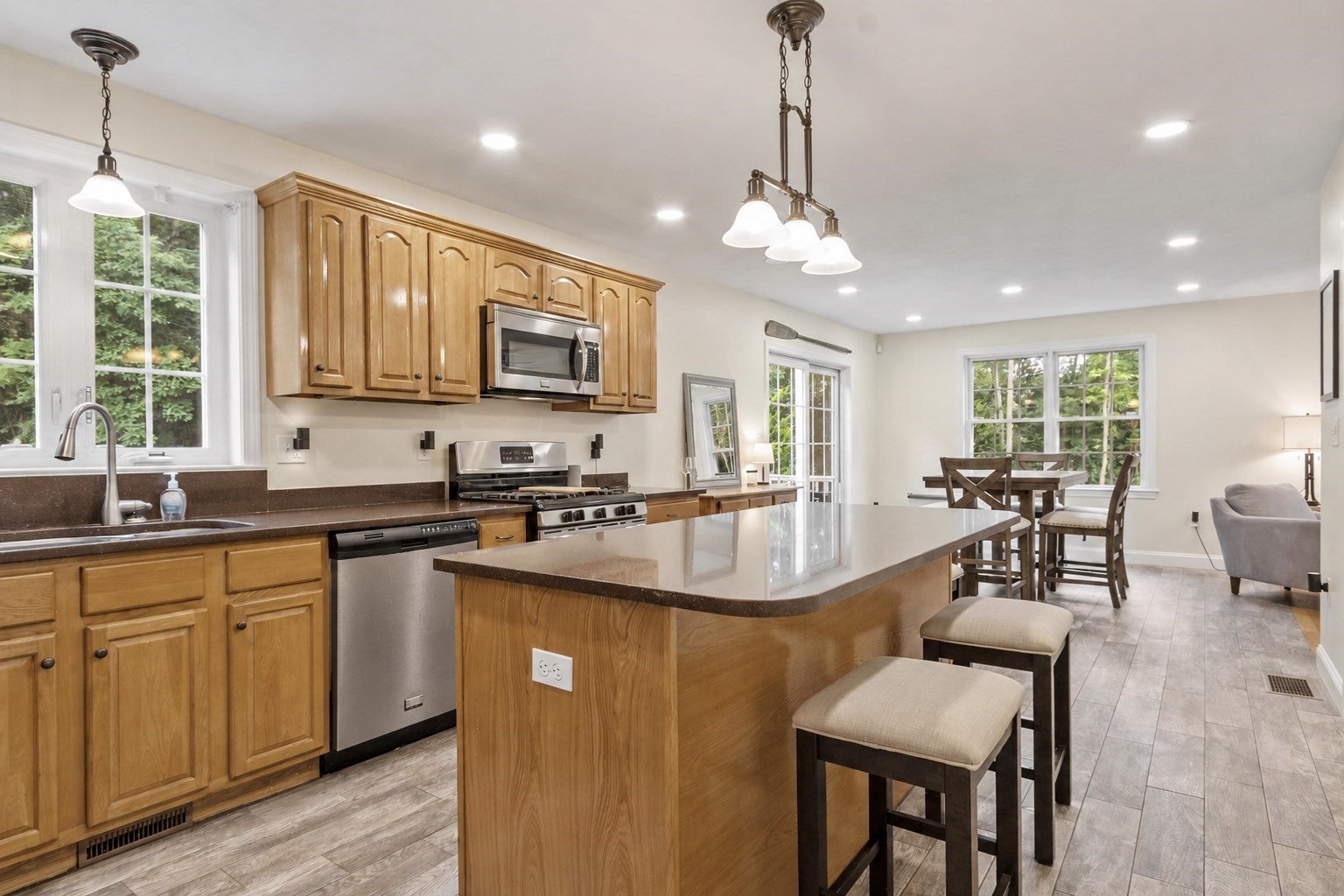 107 Summit Dr, East Bridgewater, MA, 107 Summit Dr, East Bridgewater, MA Photo #10