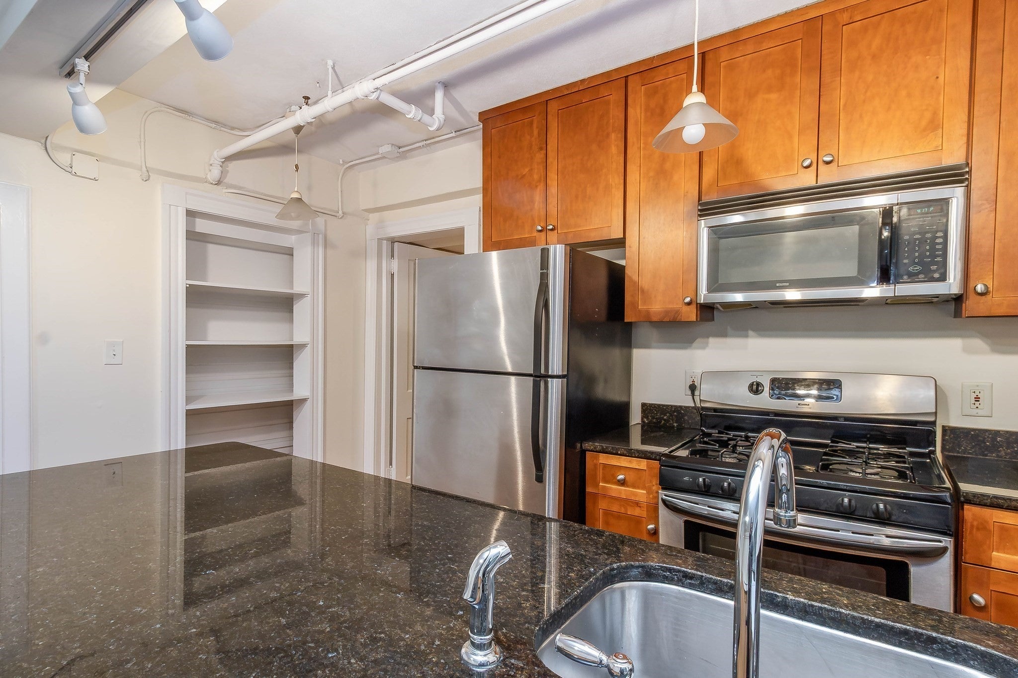 51 Park Dr B1