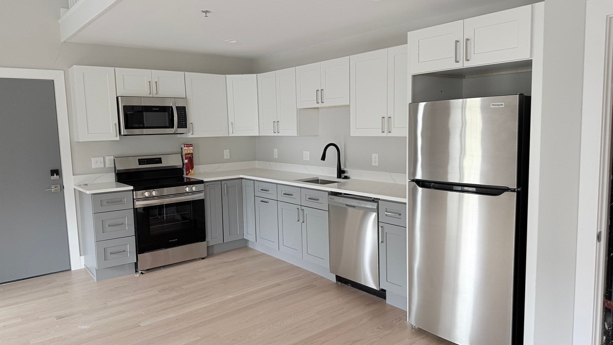 944 East St #3, Walpole, MA Photo #2