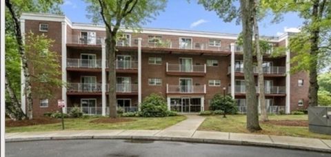 Photo of 60 Greentree Lane #19, Weymouth, MA 02190 (MLS # 73530672)