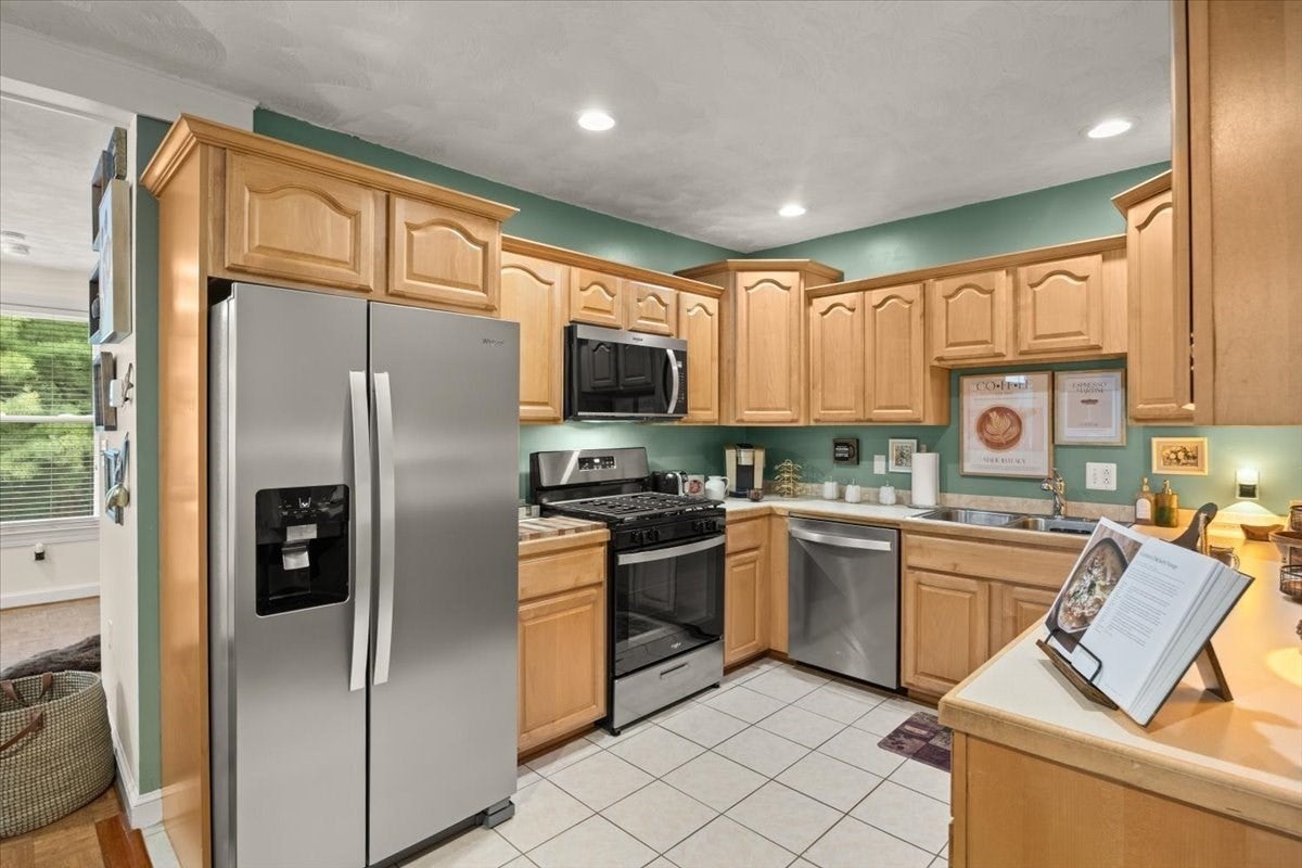 24 Union St #D, Rockland, MA, 24 Union St #D, Rockland, MA Photo #16