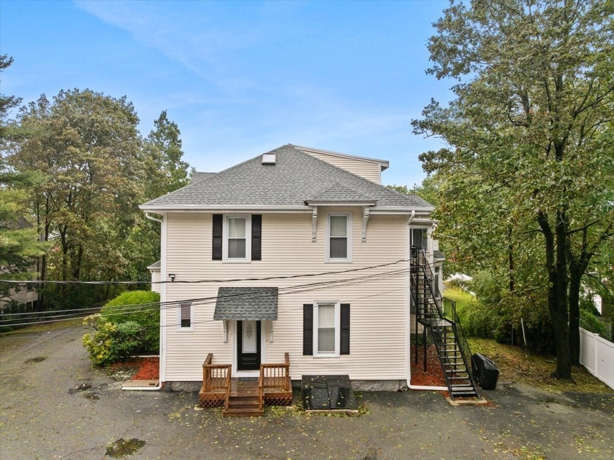 24 Union St D