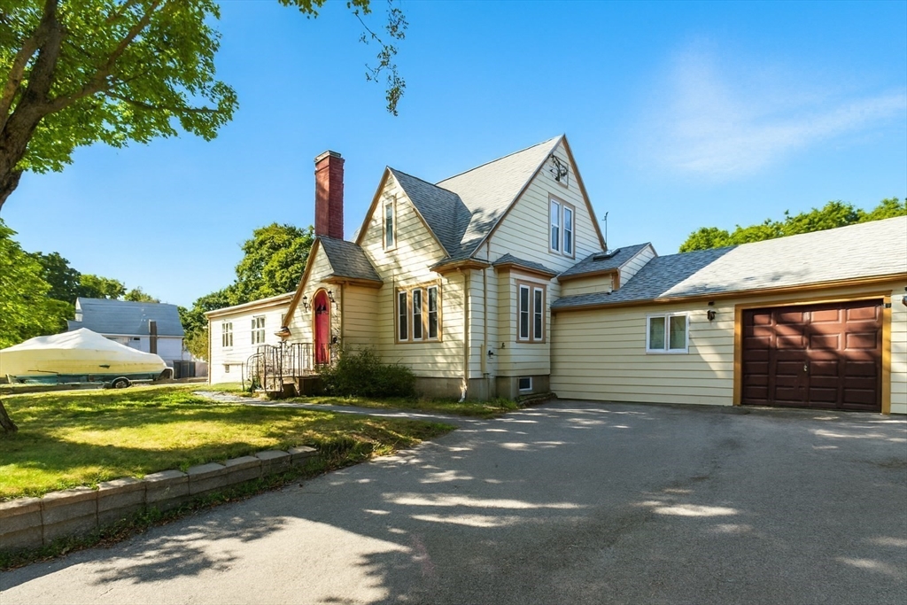 28 Edgeworth St