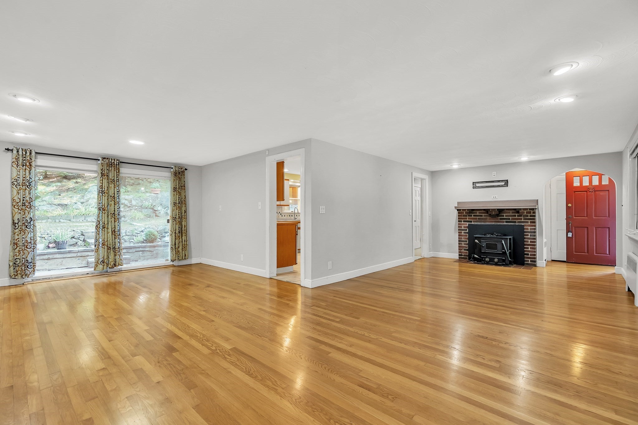 12 Watertown St, Lexington, MA, 12 Watertown St, Lexington, MA Photo #6